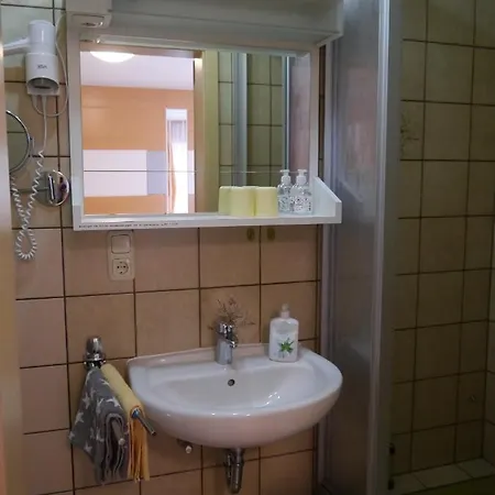 Гостевой дом / Fw Gaestehaus Stern 3*