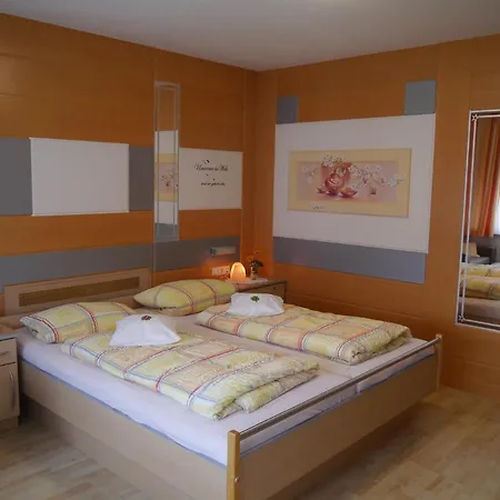 Гостевой дом / Fw Gaestehaus Stern Боденмайс